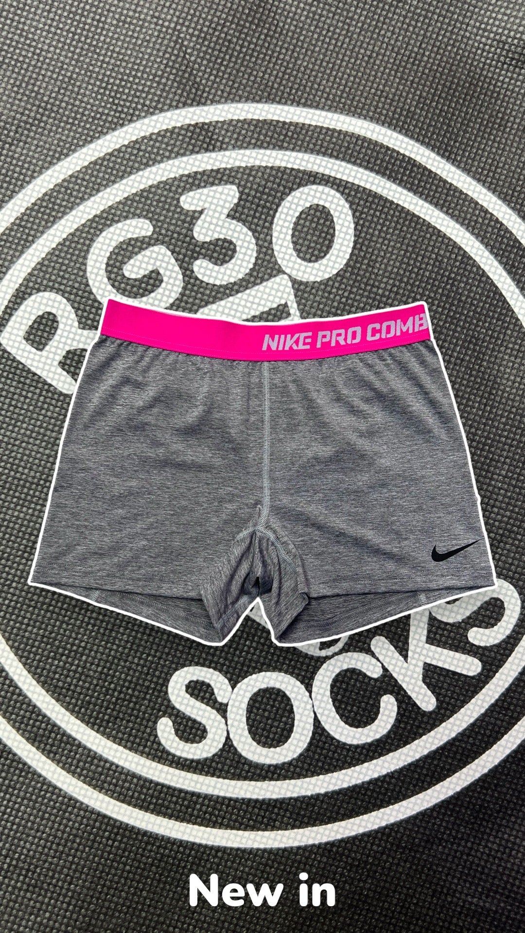 Nike Pro Short Mujer